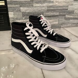 Brand New Black High Top Vans Women’s 10.5 / Men’s 9.0